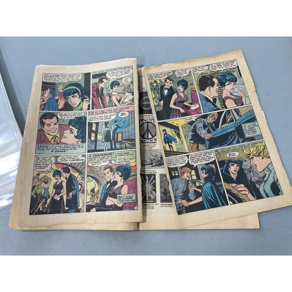 DC Comics Falling In Love #122 April 1971 Plus Love Advice Bagged Boarded - Picture 4 of 9